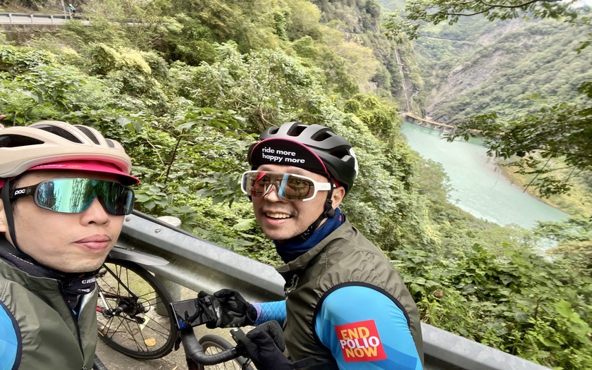 運動與健康,單車騎行,單車旅行,香港車友,海外車友騎台灣,阿里山雙鐵,山海戀單車,單車看見台灣,山海戀車友故事